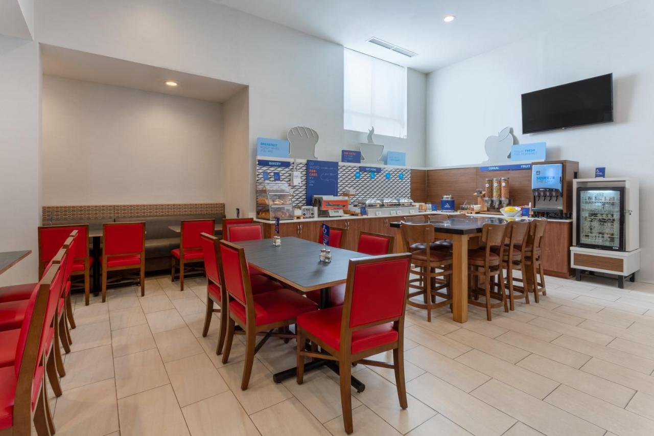 Holiday Inn Express Laguardia Airport, An Ihg Hotel Nova York Exterior foto